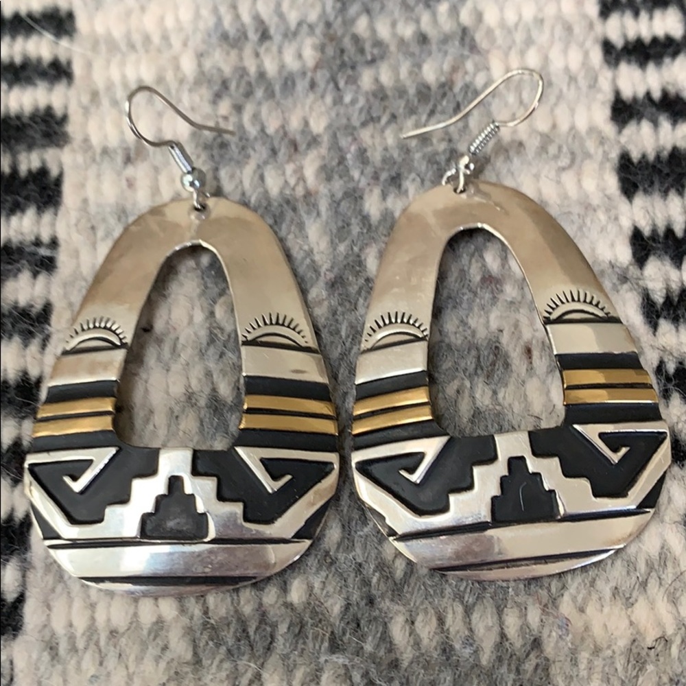 🌵🌻 Exquisite southwest design earrings